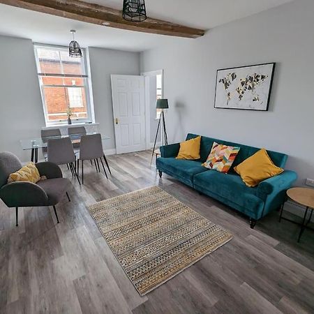 31 High Street - Modern & Stylish 2-Bed Apartment - Inc Parking Husbands Bosworth Esterno foto