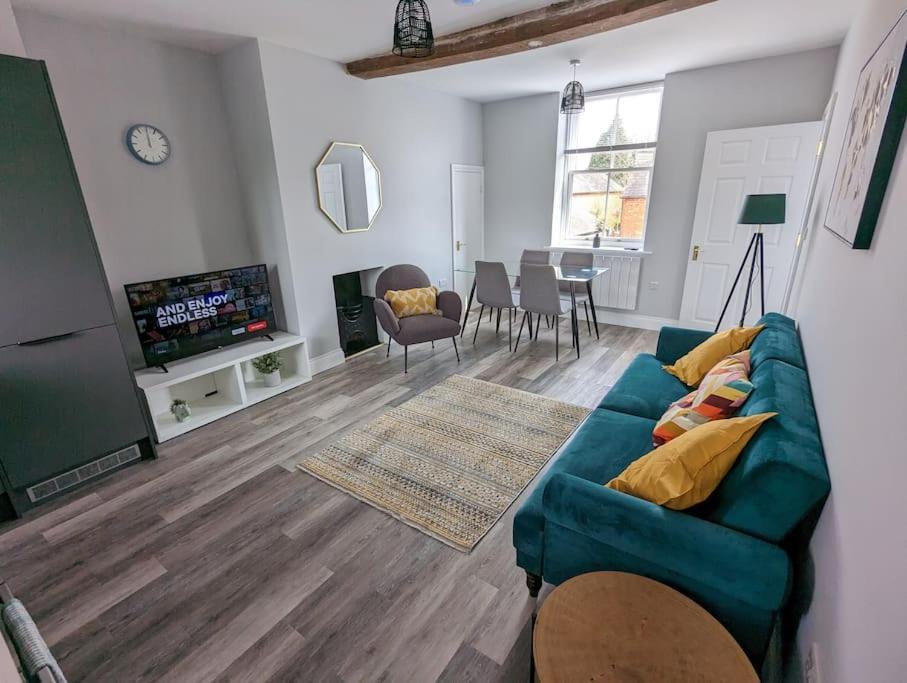31 High Street - Modern & Stylish 2-Bed Apartment - Inc Parking Husbands Bosworth Esterno foto