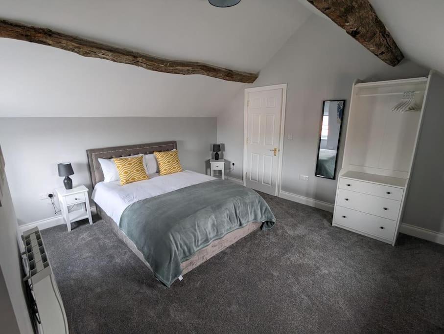 31 High Street - Modern & Stylish 2-Bed Apartment - Inc Parking Husbands Bosworth Esterno foto