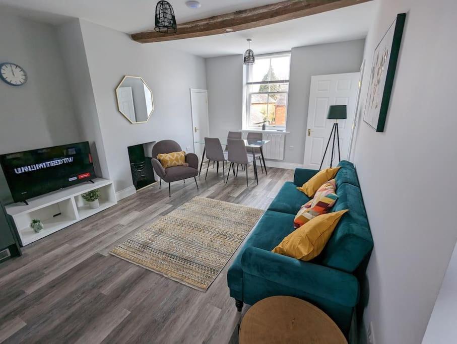31 High Street - Modern & Stylish 2-Bed Apartment - Inc Parking Husbands Bosworth Esterno foto