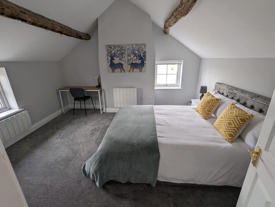 31 High Street - Modern & Stylish 2-Bed Apartment - Inc Parking Husbands Bosworth Esterno foto